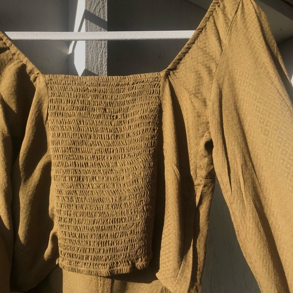 Urban outfitters - olive green top - Picture 2 of 4